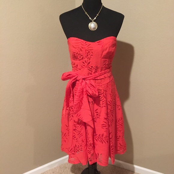 G by Guess Dresses & Skirts - G by Guess gorgeous red summer dress - size M